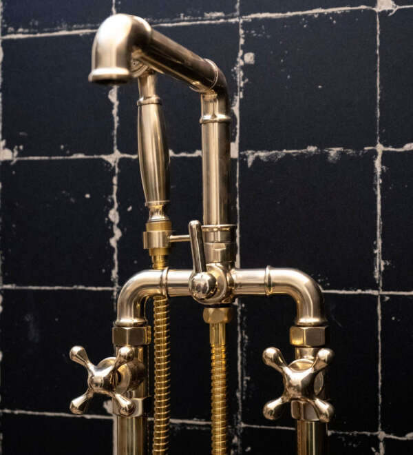 Floor Mounted Bathtub