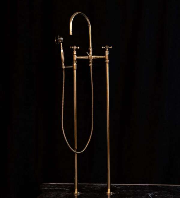 Floor Mounted Tub Filler
