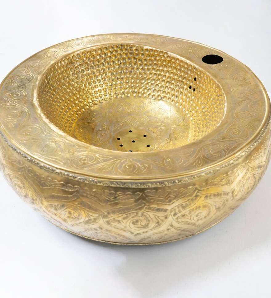 Handcrafted Engraved Oval Vessel Sink