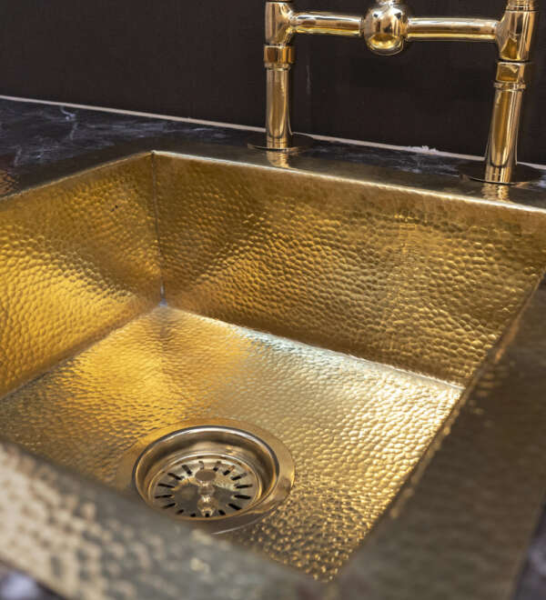 Island Solid Undermount Brass Sink