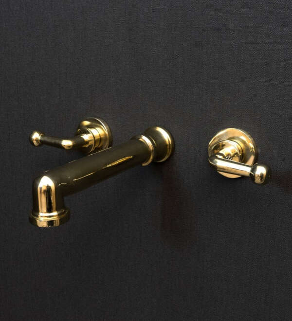 Mimo Wall Mounted Faucet