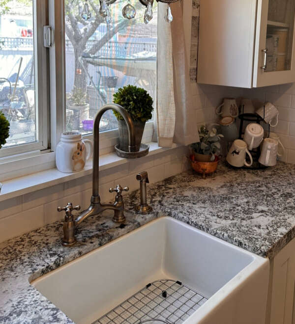 Oil Rubbed Bronze Kitchen Bridge Faucet Vectorian Style