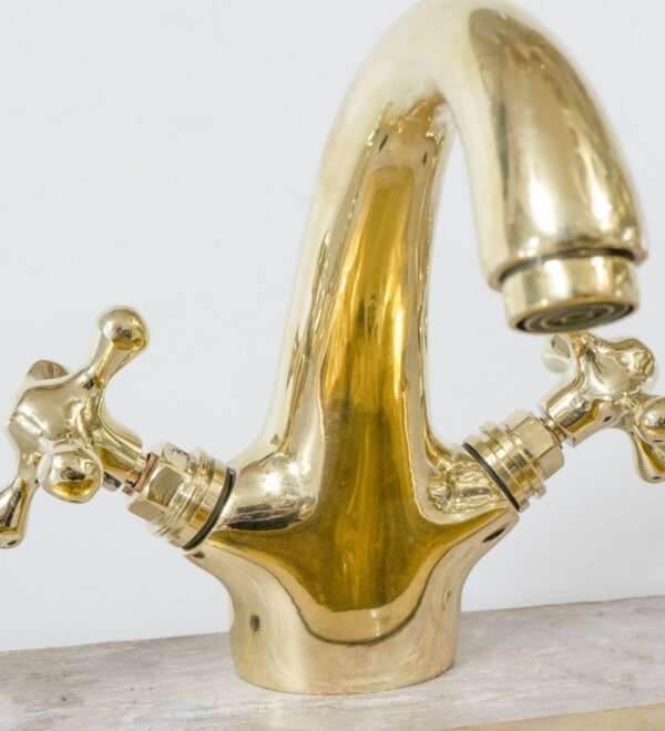 Single Hole Bathroom Vanity Faucet